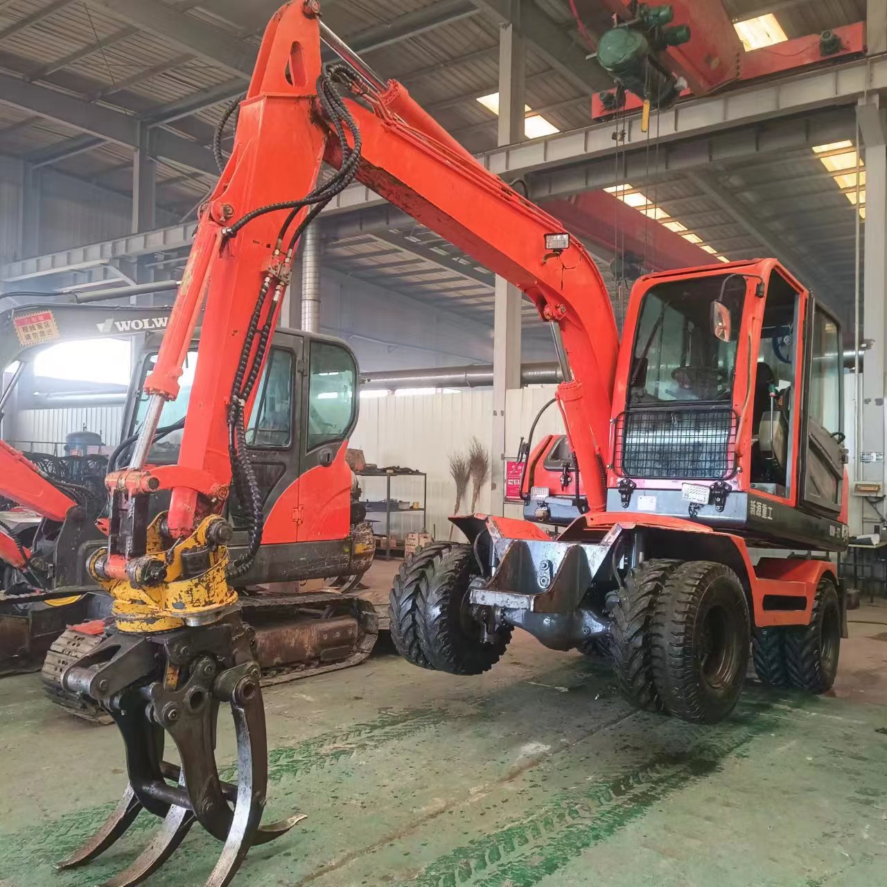 抓甘蔗 抓橡胶 抓布料价格新源75 随车抓 河南民权抓木机 抓牛皮 微挖